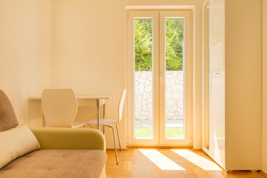 Villa Apartments Futura Vantacici Eksteriør bilde