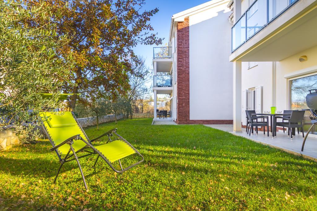 Villa Apartments Futura Vantacici Eksteriør bilde