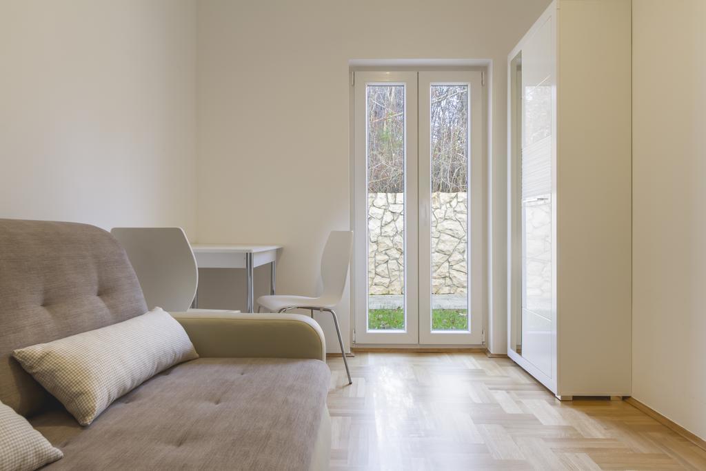 Villa Apartments Futura Vantacici Eksteriør bilde